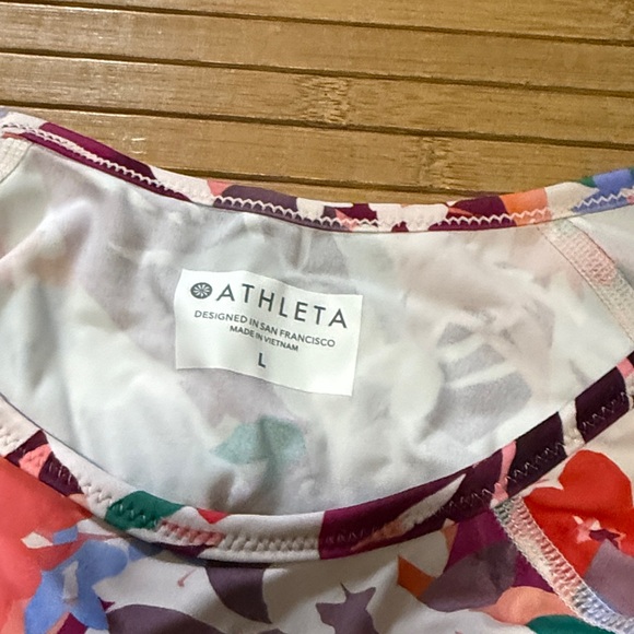 Athleta Swim Surf Rashguard - Picture 2 of 5